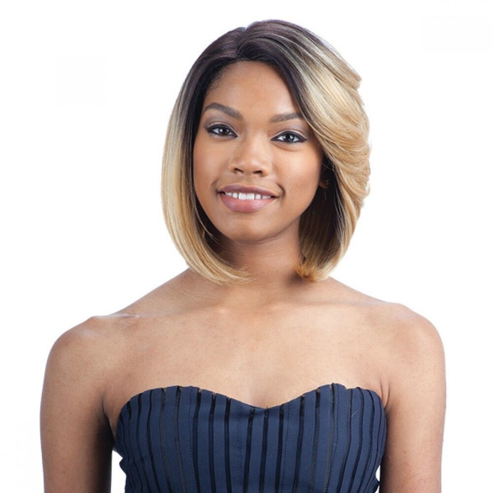 FreeTress Equal Synthetic Premium Delux Short Straight Bob Style Hair Wig  SELAH